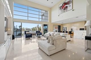 3BR Riverfront Retreat with Office, Pool & Pontoon - 4