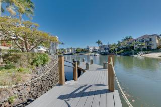 Stylish Studio Escape in the Heart of the GC - 2