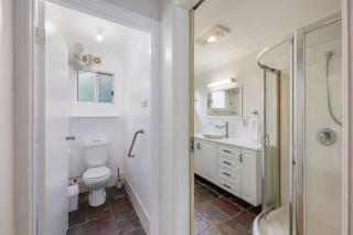 55 See Street Bargara - 2