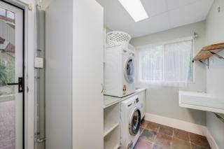 55 See Street Bargara - 1