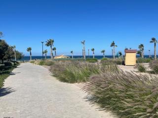 Elegant, Cozy Apt with Pools - 9