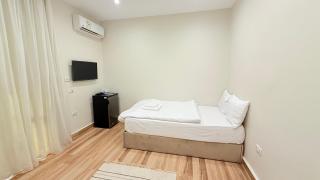 Infinity Pyramids Inn - 9