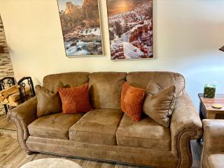 Eagles Roost Haven - Cozy Ski View Condo - 9