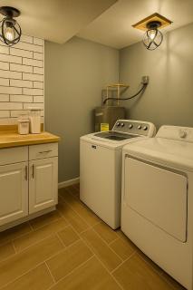 The Ferris House Modern 4BR Near Raymond James and Airport - 5