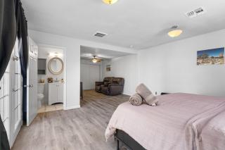 4BR Home in Phoenix - 3