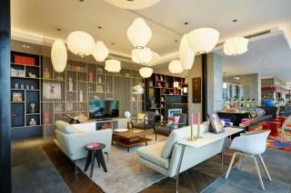 citizenM Taipei North Gate - 2