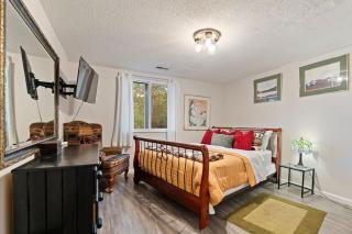 Exclusive Attraction Ticket Prices! Beautiful Views, Hot Tub & Resort Perks! - 2