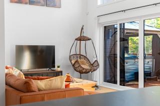 Boho Vibes Cottage - 9