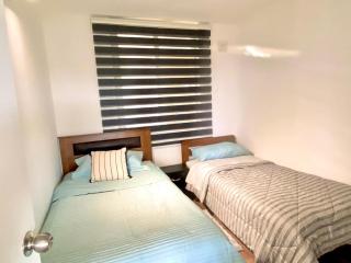 Cómodo departamento con vista al lago y volcanes - 8