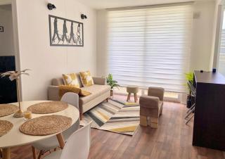 Cómodo departamento con vista al lago y volcanes - 9