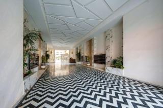 family pool apartment - 1