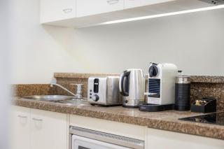 Modern Studio CBD Prime Location - 2