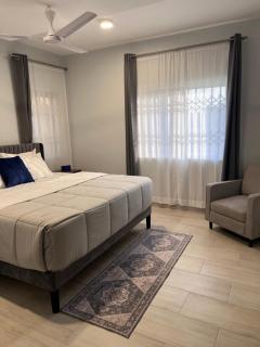 The Lodge at Seasons 52 - Oyibi - 3