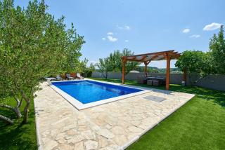 Family-friendly apartments with swimming pool Ljubac, Zadar - 14148 - 6