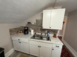 The Yellow Brick House - 8