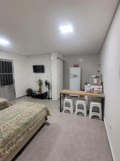 Kitnet da Treze - 600m da Praia da Enseada - 3