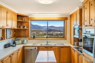 The Lookout with City water and Mountain views - 4