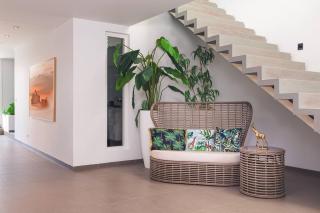 Villa Ora di Oro - by Mi Cuna Stays Collection - 3