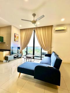 D Pristine 4 bedroom apartment 2025 opposite legoland and medini - 0
