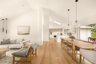 Peaceful 4BR Bonogin Retreat by Housemark Escapes - 1