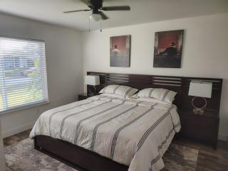 That cute house on Emerald! - 3