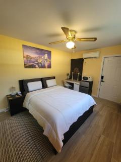 Twin Pines Studios - 8