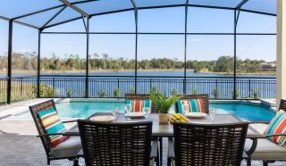 2301LD WAW Family Stunning Lakeview Home with Frozen & Star Wars Decor - 0