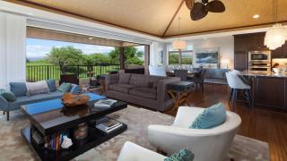 SEA GLASS Stunning 3BR KaMilo Home with Heated Pool and Best View - 7