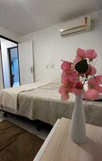 Apartamento a 300 metros da praia com piscina com vista para o mar - 2