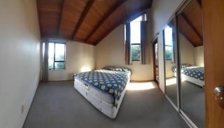 cliff top house guest rooms - 7