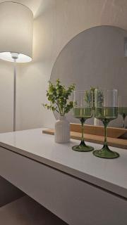 10-minutes from Seoul Station&Gyeongbokgung, 2 bed rooms, 1 workspace - 3