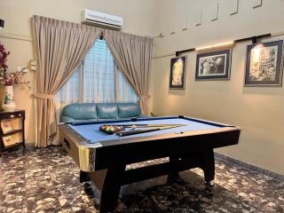 Greentown Villa by IWH - 3