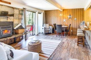 1 Mi to Brian Head Resort! Mtn-View Gem with Shuttle - 0