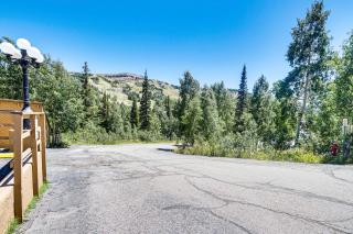 1 Mi to Brian Head Resort! Mtn-View Gem with Shuttle - 7