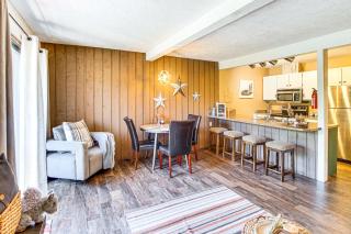 1 Mi to Brian Head Resort! Mtn-View Gem with Shuttle - 4