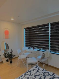 2026TOP 5 seconds walk from Hongik University Station beautiful view Room size 45m2 - 1