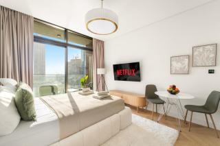 VayK - Bright Studio Overlooking The Canal in Business Bay - 9