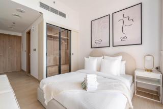 Relaxing Studio with Balcony & Pool in Haven Tower - 3