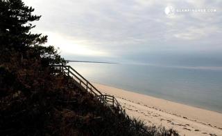Romantic Cabin Retreat for Couples in Cape Cod Bay near Provincetown - 4