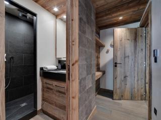 Appartement spacieux avec cheminée, parking, Val-d'Isère - FR-1-567-138 - 2