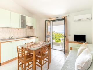 Air-conditioned apartment near sea - 8