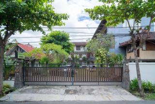 Urbanview Hotel Wayan Mansion - 2