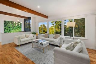 Moder charmer 4 BR 3 BA 12 Miles to Seattle, 3 miles to Airport near the mall - 9