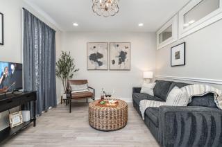 Rutledge After Dark - Walk to Broadway & The Gulch - 5