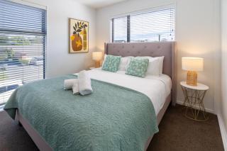 Warm and Comfy Home with Carpark near CBD - 3