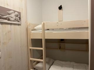 Studio 4 pers à Gourette, piscine, animaux admis, draps inclus - FR-1-860-49 - 3
