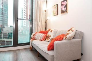 Cosy modern 2BR home in the heart of Melbourne CBD - 0