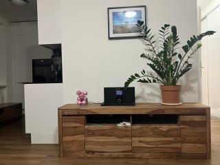 Self Check-In - Central - Cook Like Home - 2