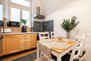 JONES Apartment at Chain Bridge - 6