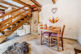 Nature Lodge With Sauna and Hot Tub - Happy Rentals - 6